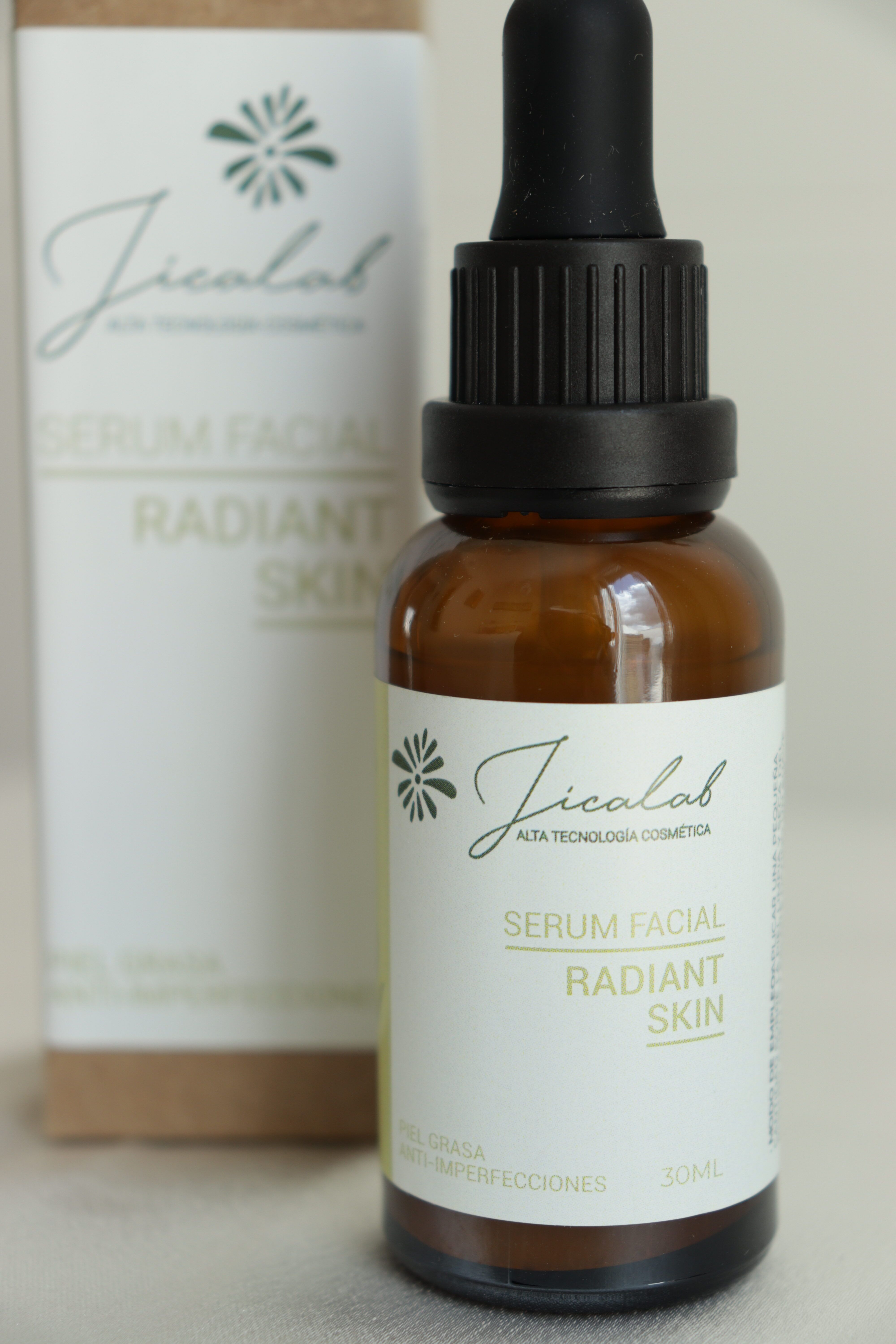 Radiant Vita-C Elixir — Sérum iluminador antioxidante