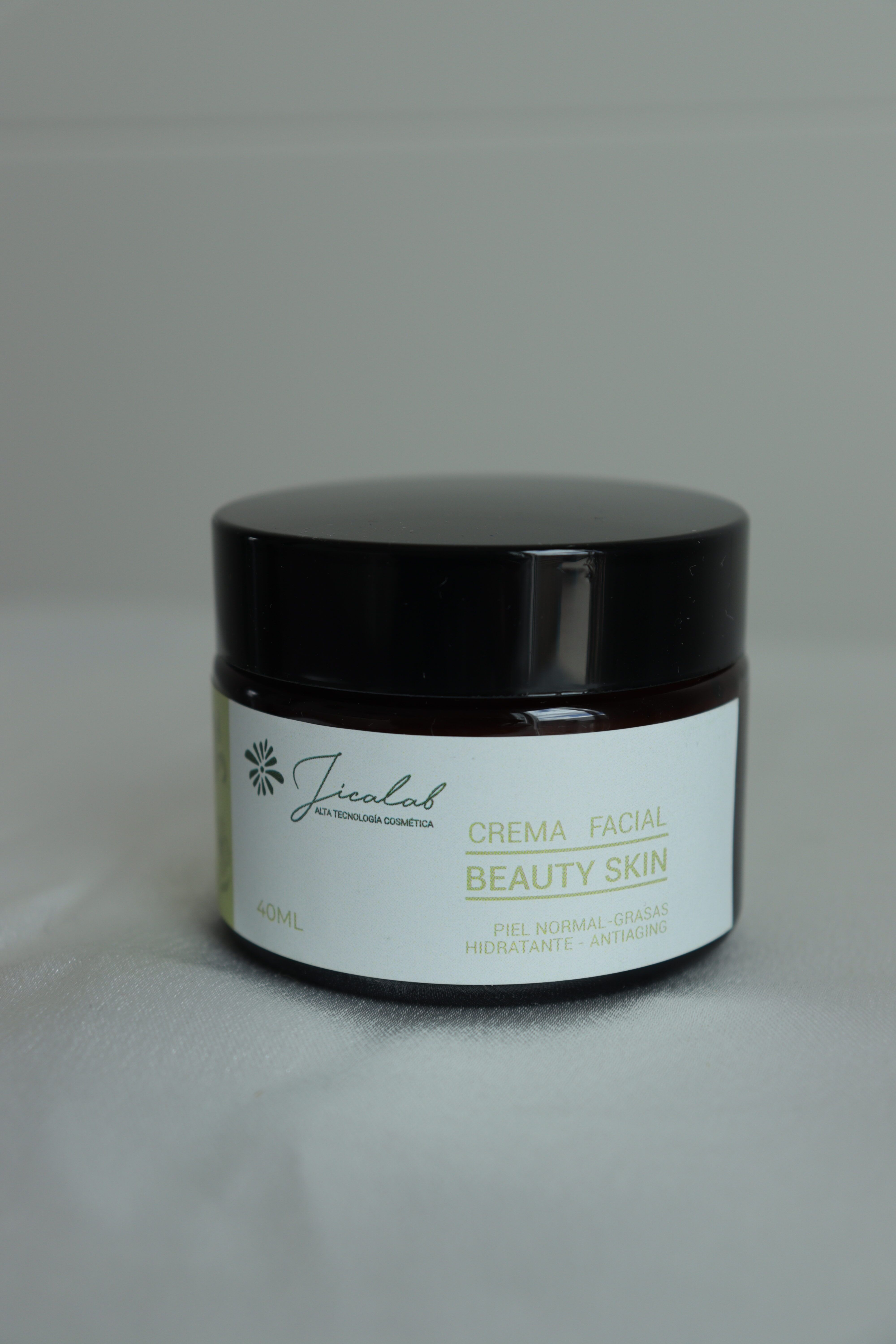 Beauty Skin — Crema antiedad diaria