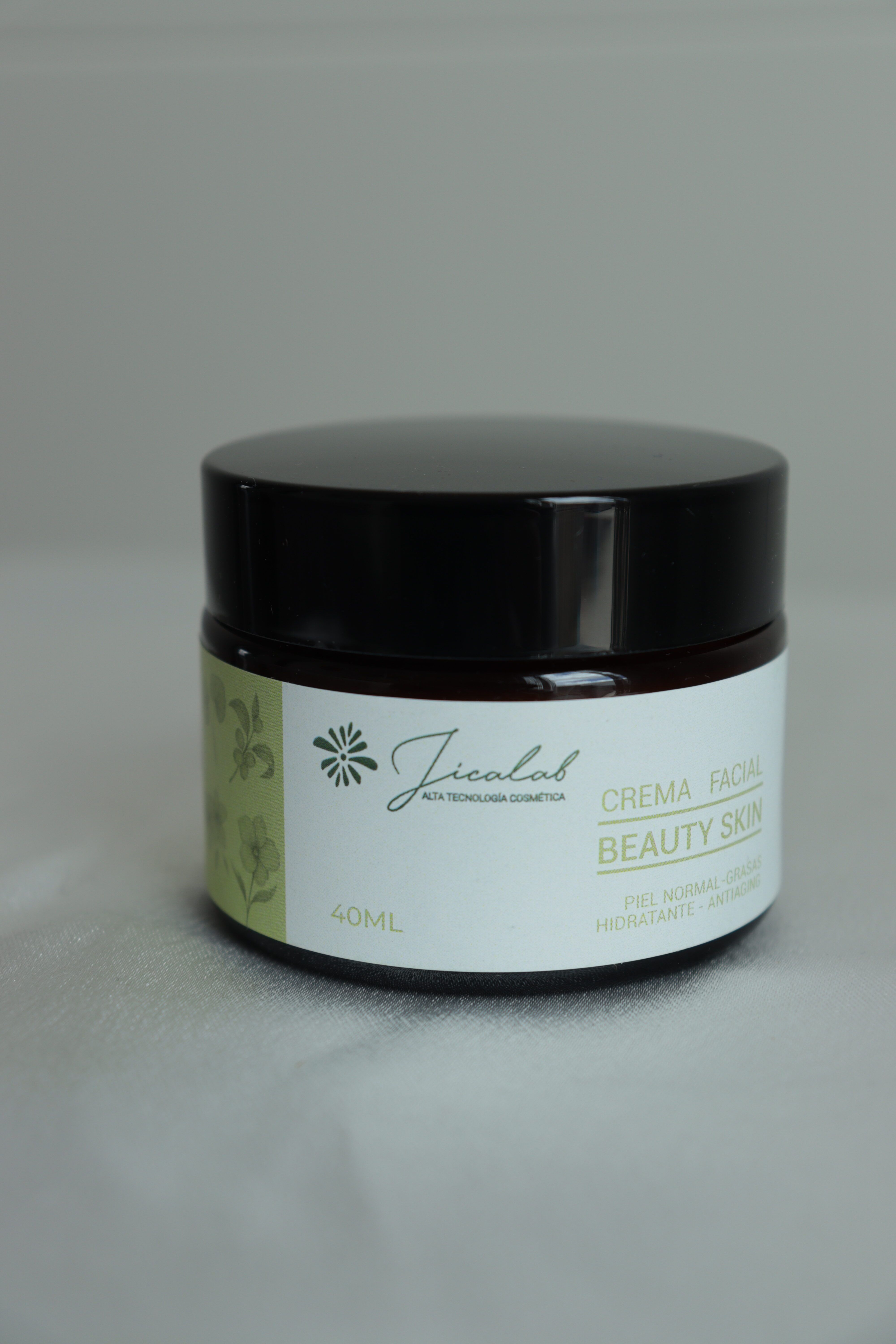 Beauty Skin — Crema antiedad diaria