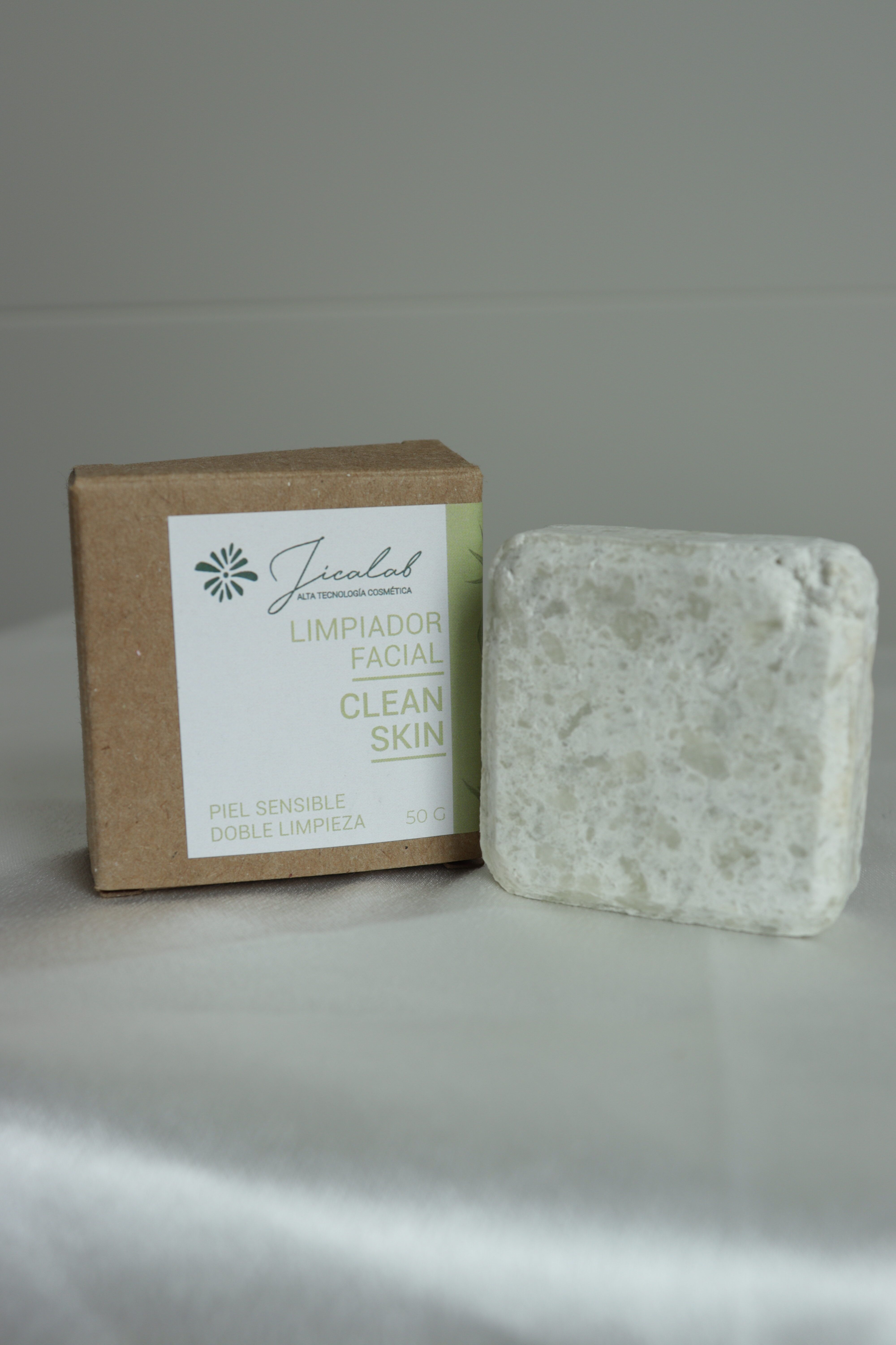 Clean Skin — Limpiador facial sólido